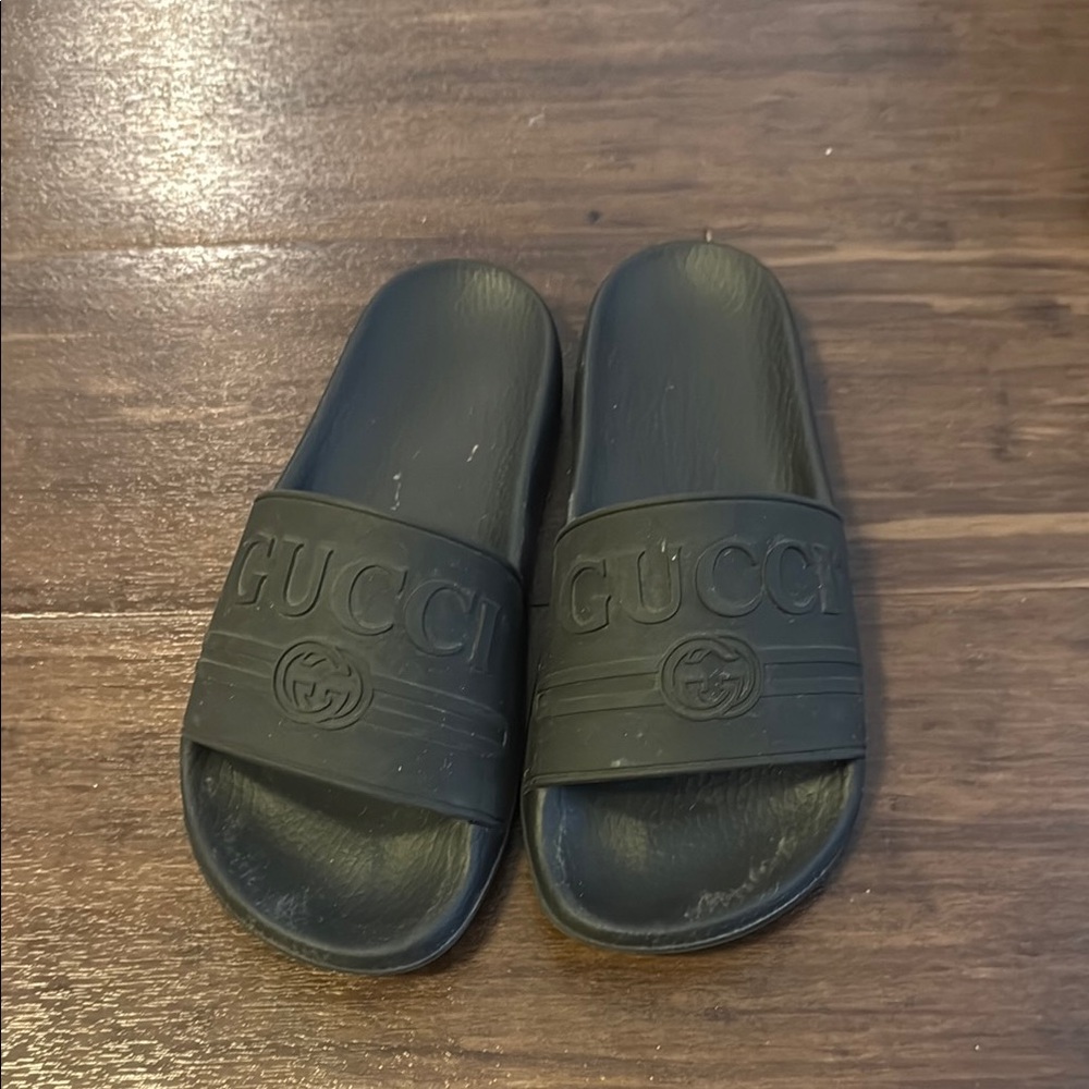 Gucci Black Minimalist Sandals
